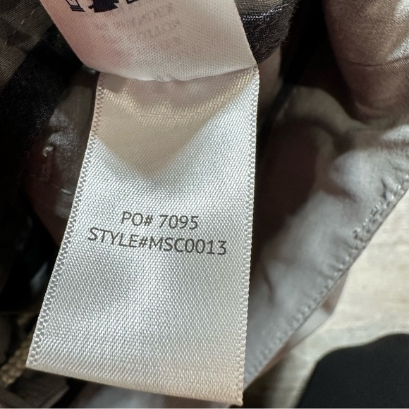 Mens Faherty All Day Shorts 7” size 42 - Picture 7 of 8